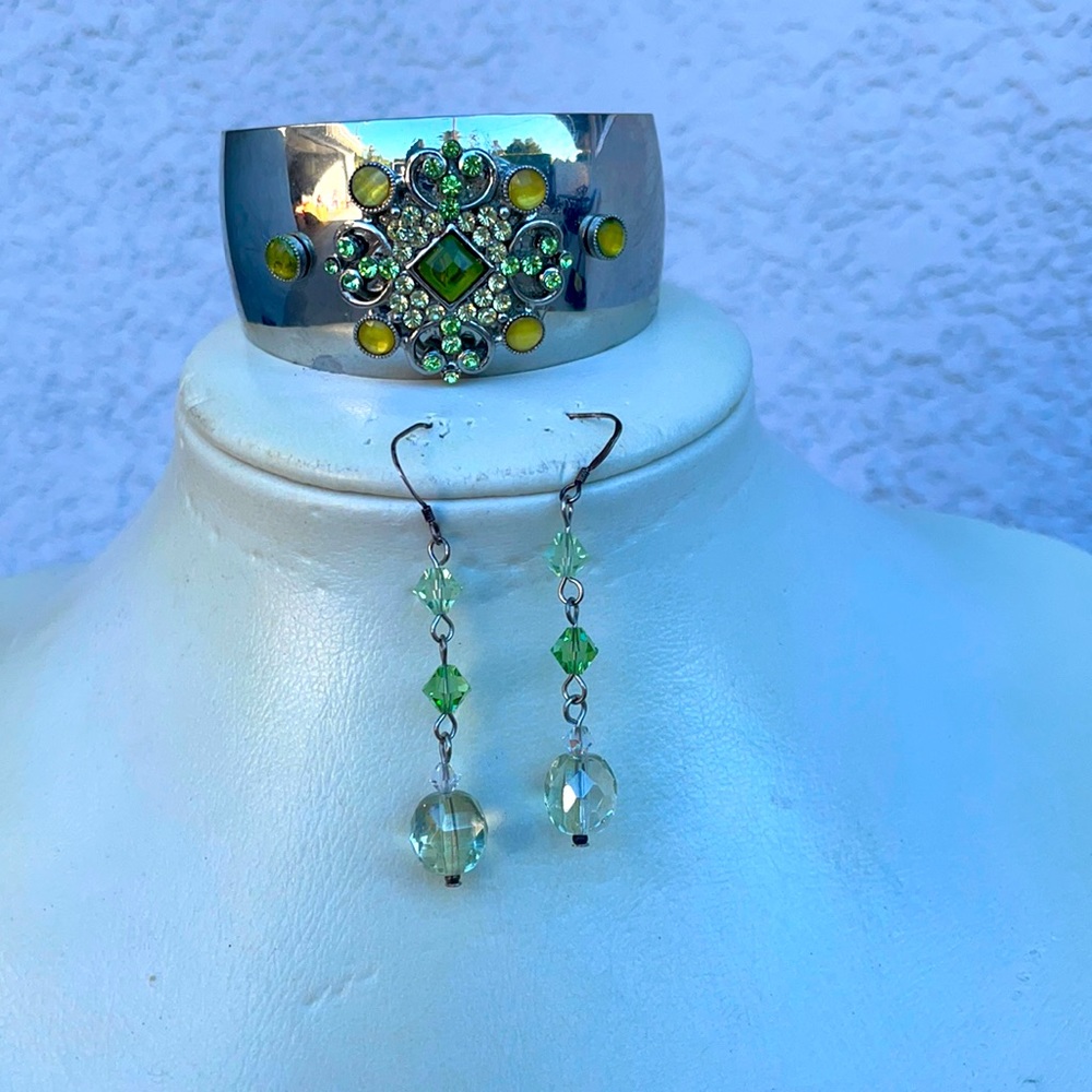 Bracelet with earrings